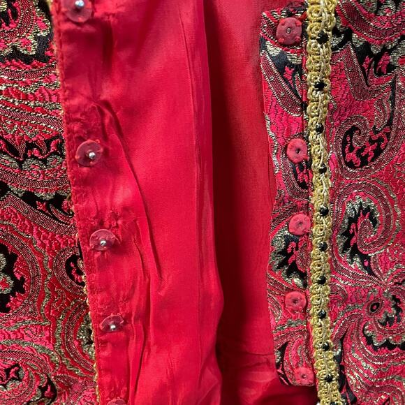 Vintage Red and Gold Paisley Jacket Size 8 Embellished - Picture 4 of 5